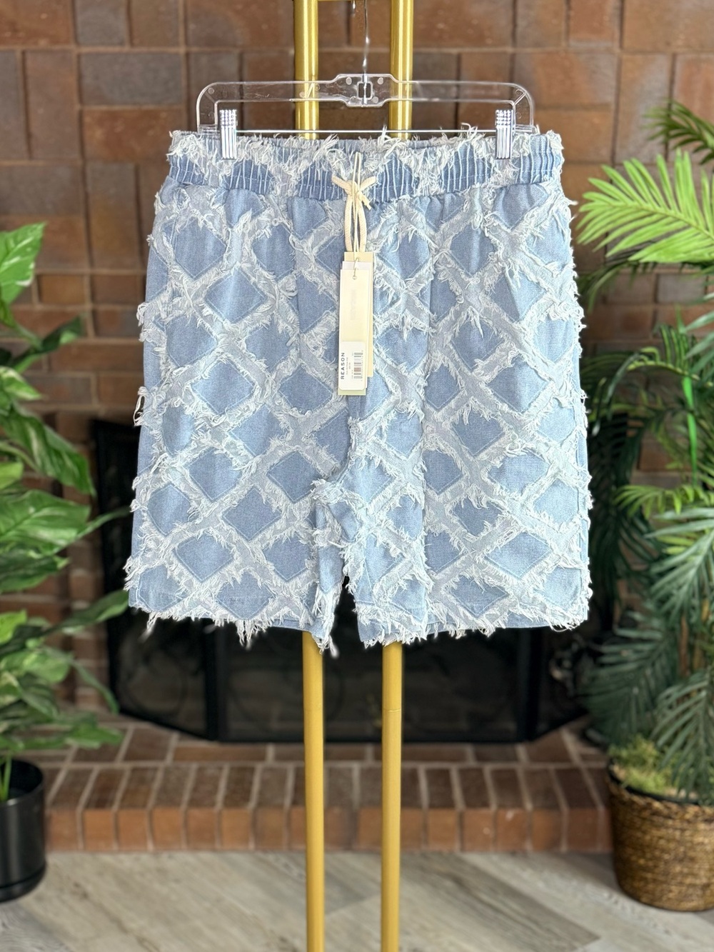 Reason Textured Frayed Denim Shorts Blue Distressed Men’s L NWT